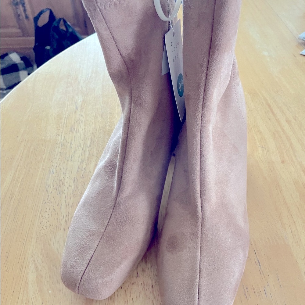 A New Day Tan Heeled Boots Sleek Suede Design size 9.5